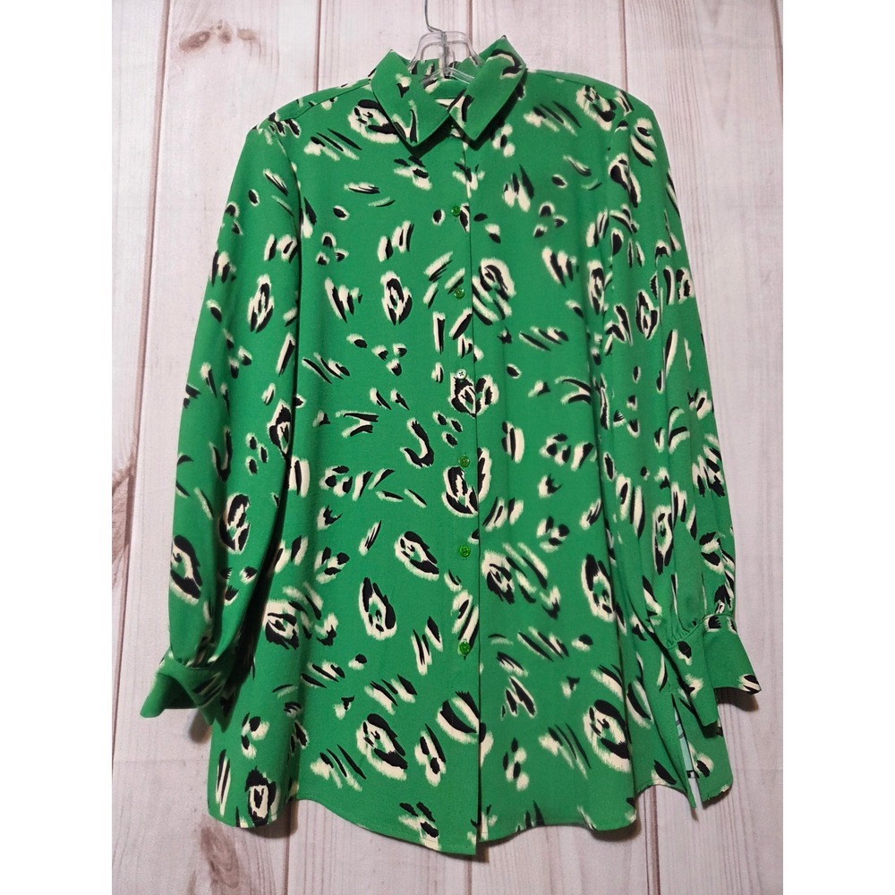 INVESTMENTS Women's Green Animal Print Long Sleeve Button Down Shirt Size S